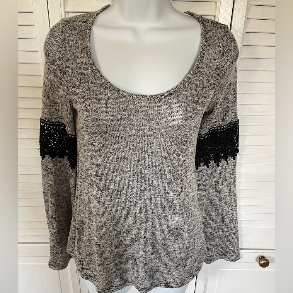 L.A. Hearts Gray & Black Sweater Lace Accent Medium